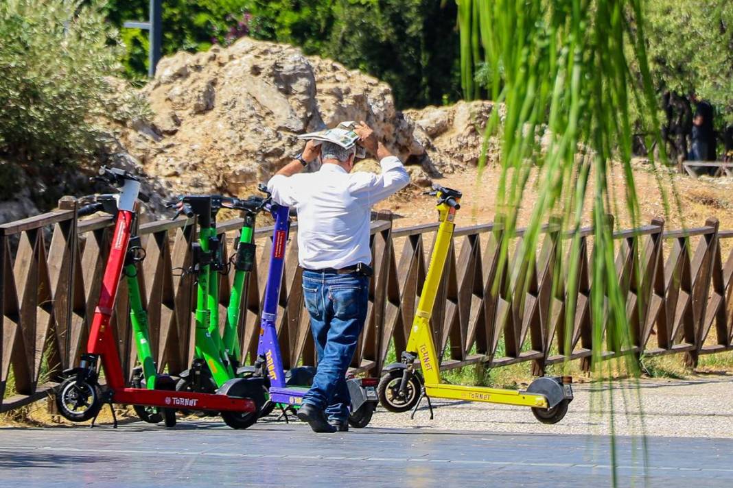 Denize giren terleyerek çıkıyor! O ilde deniz suyu 28 dereceye kadar çıktı, yerli ve yabancı turistler oraya akın ediyor 16